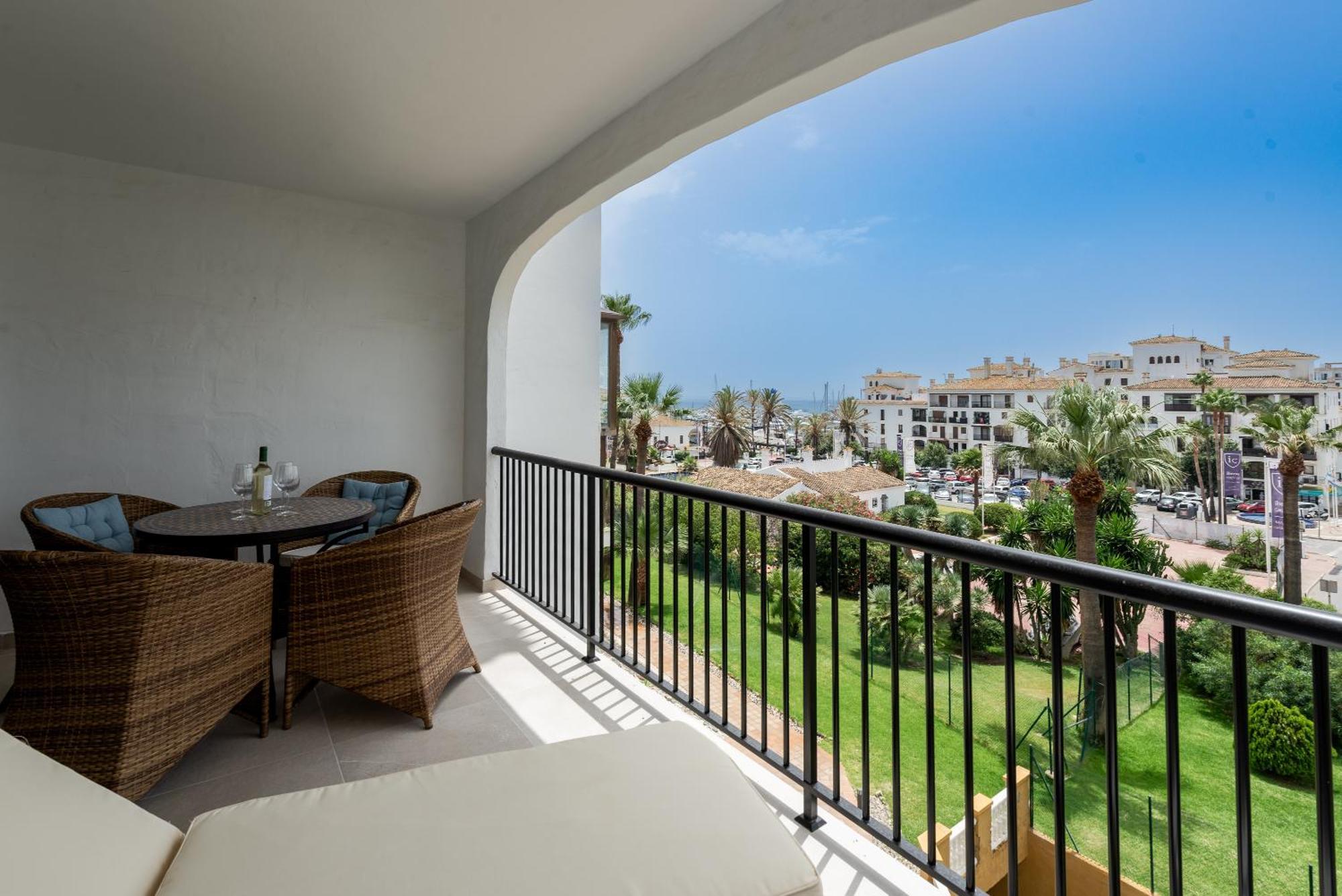 شقة Duquesa Port Retreat مانيلفا المظهر الخارجي الصورة