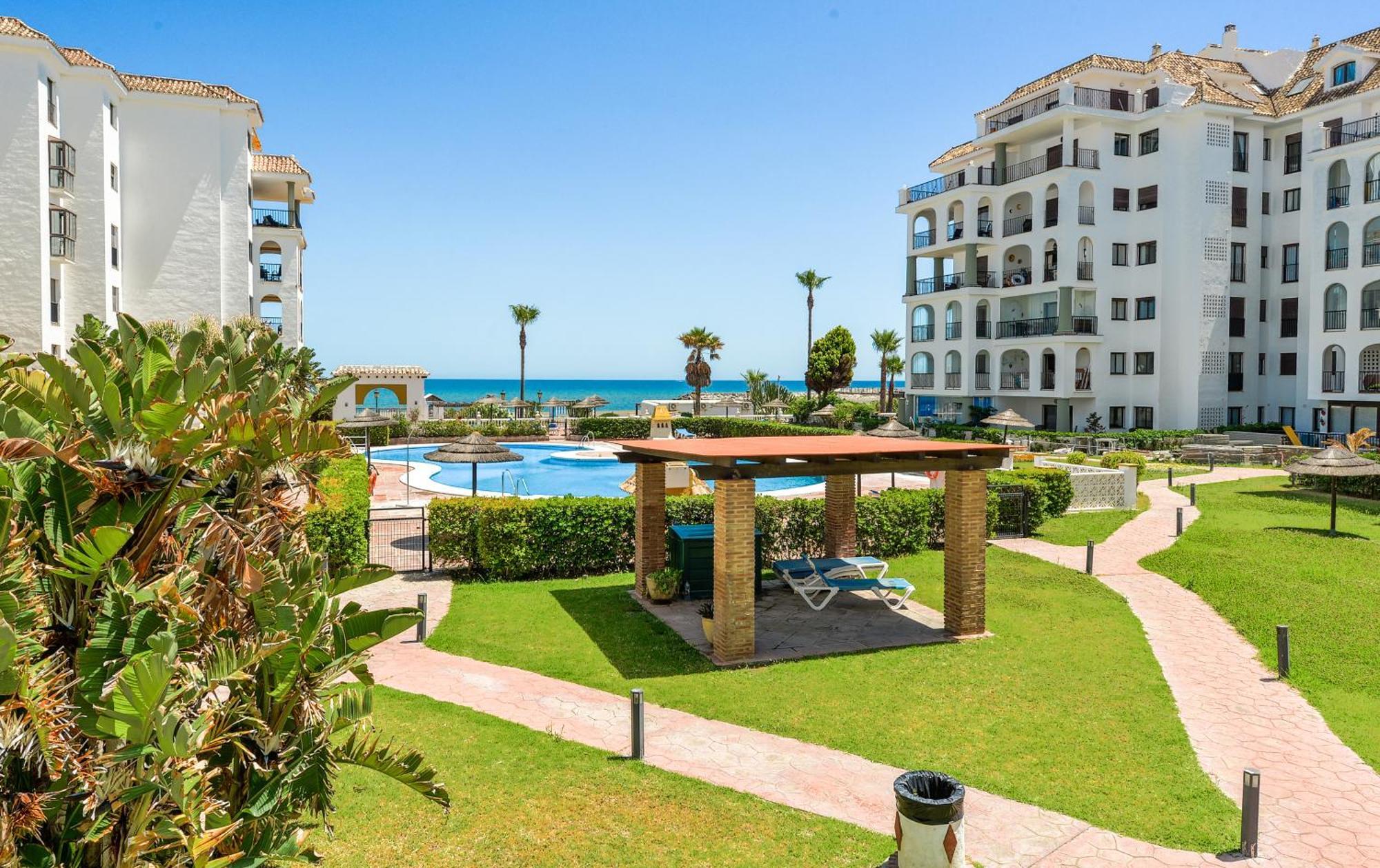 شقة Duquesa Port Retreat مانيلفا المظهر الخارجي الصورة